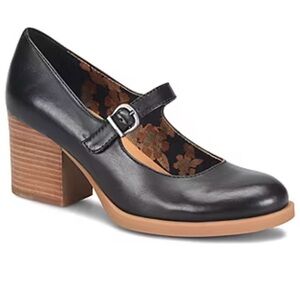 BOC Black Rounded Toe Mary Jane Block Heels